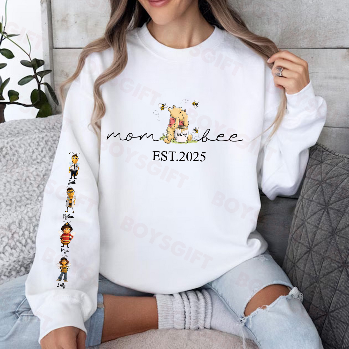50% OFF🎉Custom Mama Bee Sweatshirt, Mama Est with Kid Name on Sleeve Sweatshirt