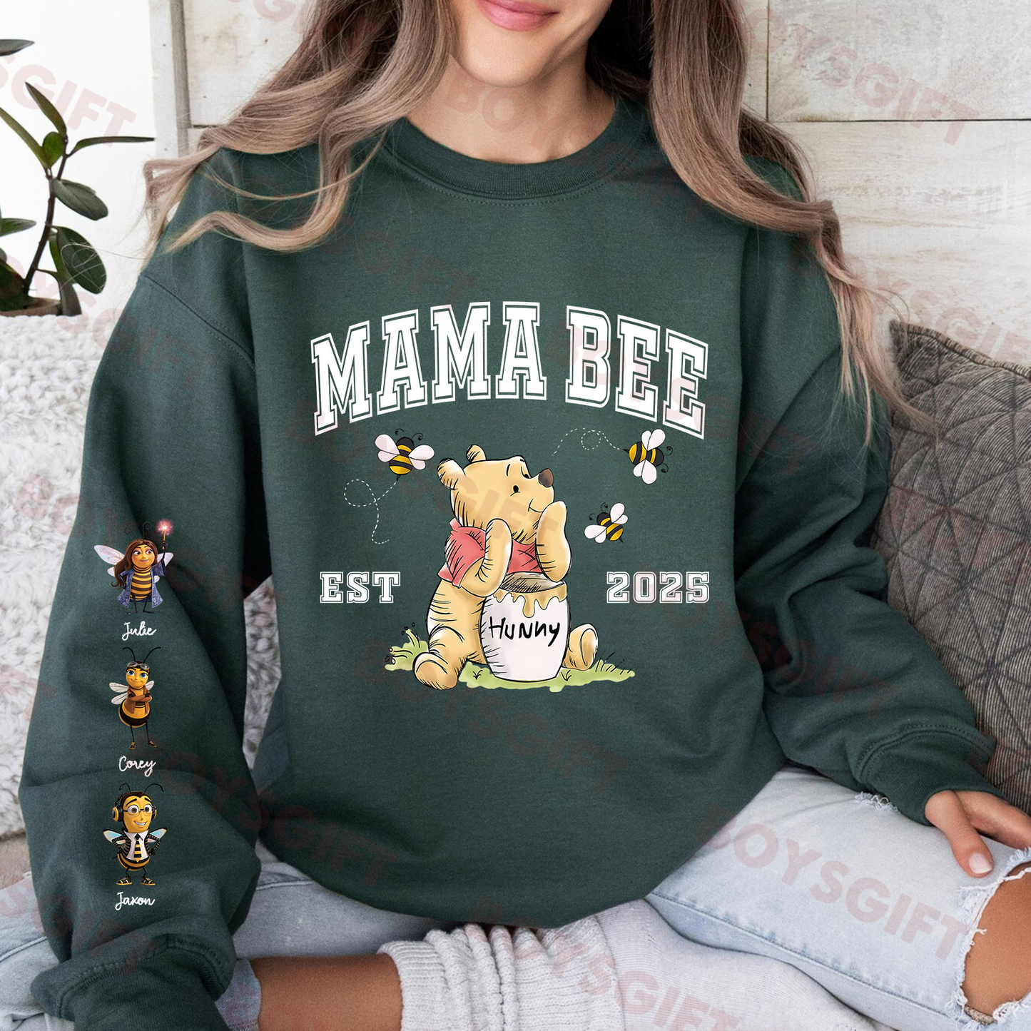 50% OFF🎉Custom Mama Bee Sweatshirt, Mama Est with Kid Name on Sleeve Sweatshirt