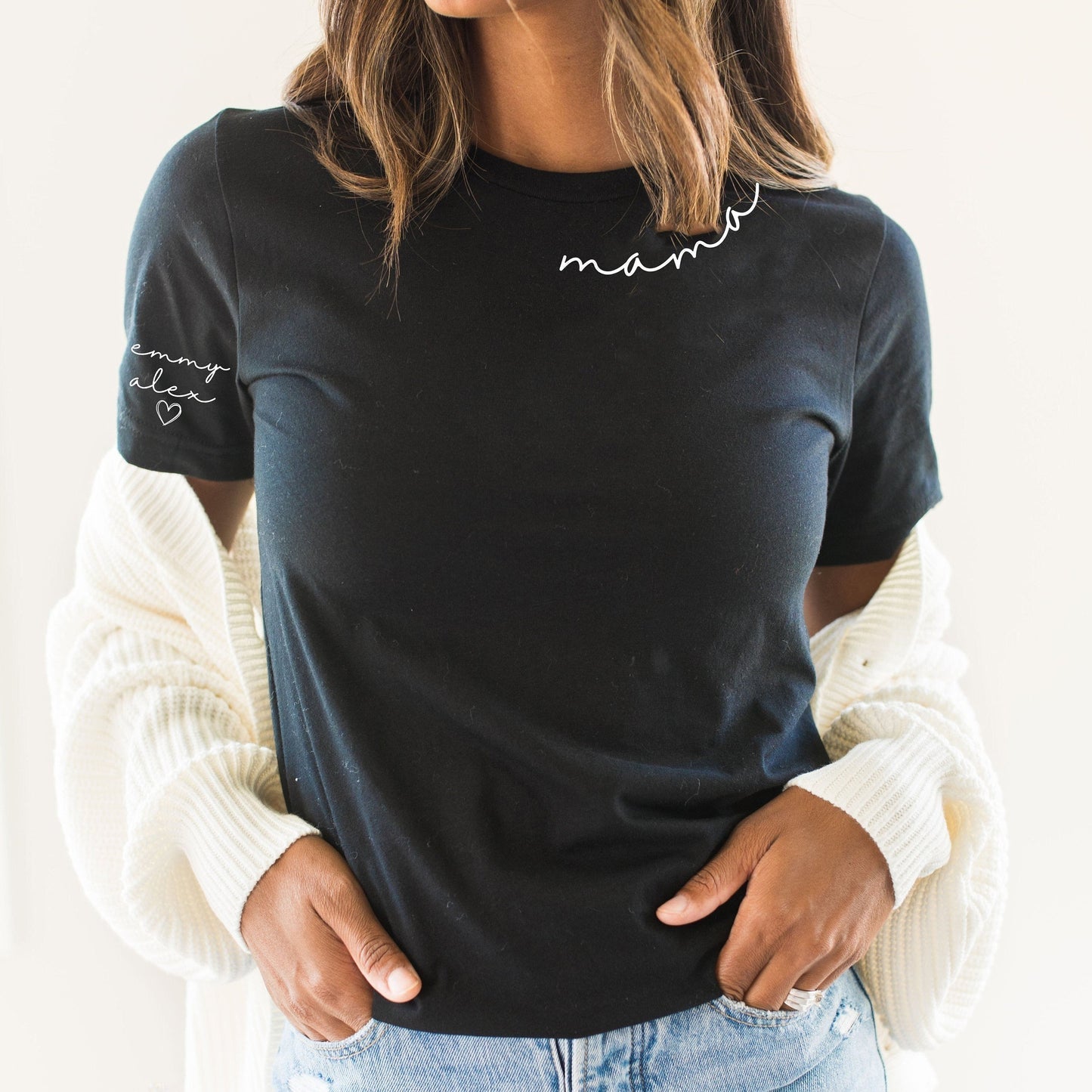 💗Embroidered clothes Custom Mama Sweatshirt with Children Name on Sleeve